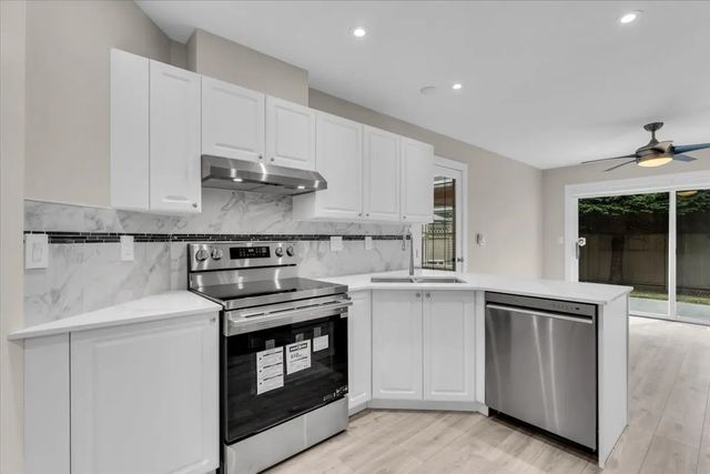 12165 75 Avenue 42, Surrey