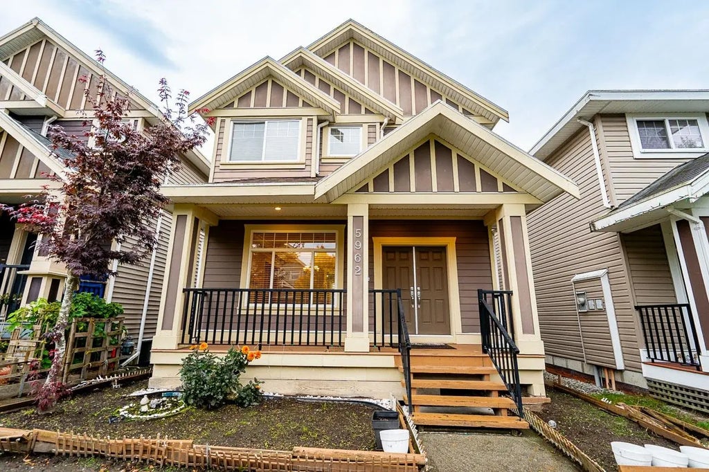 5962 129 Street, Surrey