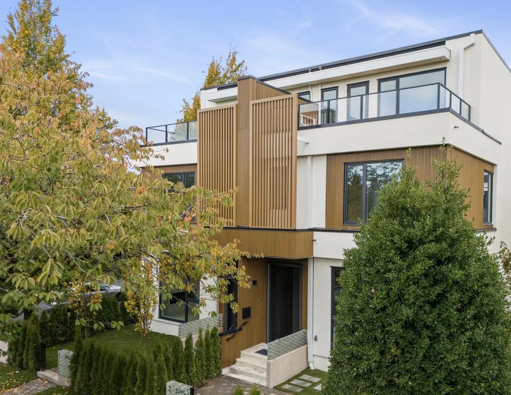 1595 W 66th Avenue 1, Vancouver