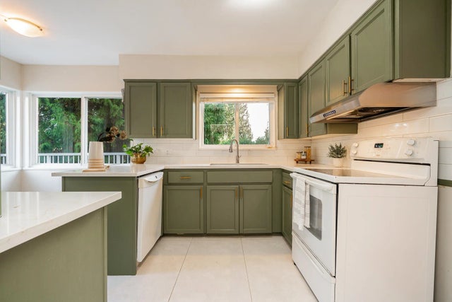 1648 Scarborough Crescent, Port Coquitlam