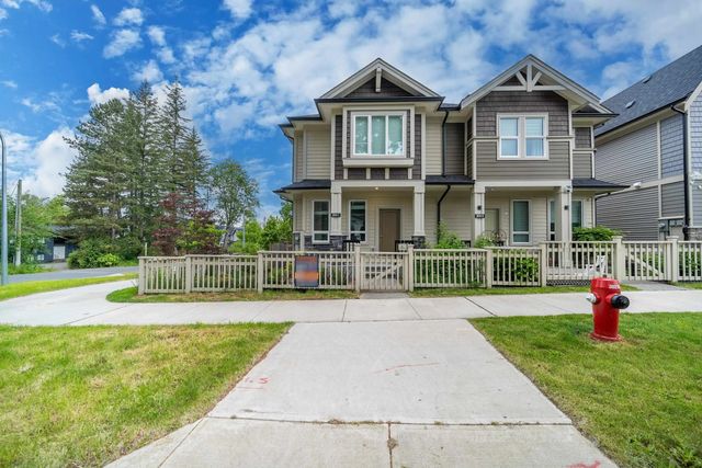 20411 76 Avenue, Langley
