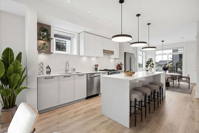 17429 59 Avenue 27, Surrey