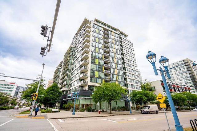 7988 Ackroyd Road 1607, Richmond