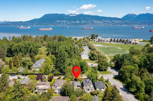 4316 W 2nd Avenue, Vancouver