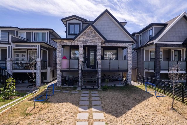 222 Hampton Street, New Westminster