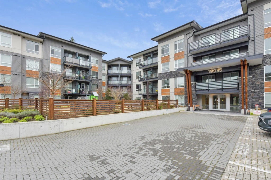 19935 75a Avenue 120, Langley