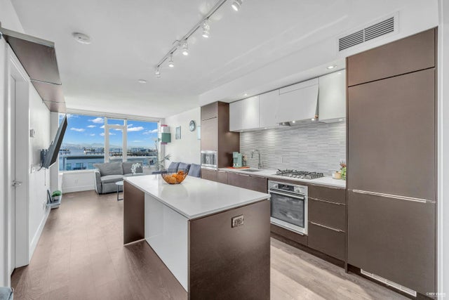 5233 Gilbert Road 1007, Richmond