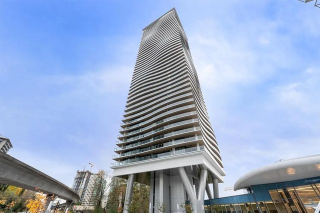 4890 Lougheed Highway 2602, Burnaby