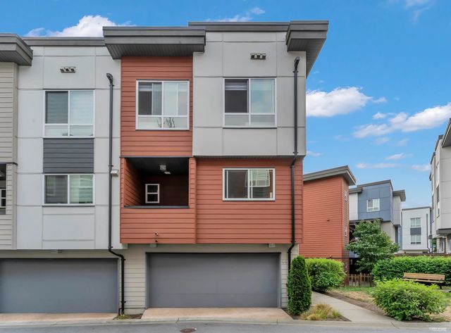1670 160 Street 44, Surrey
