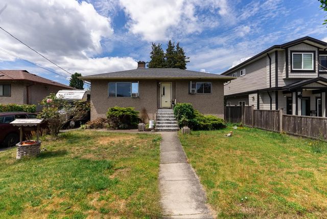 7465 Rosewood Street, Burnaby