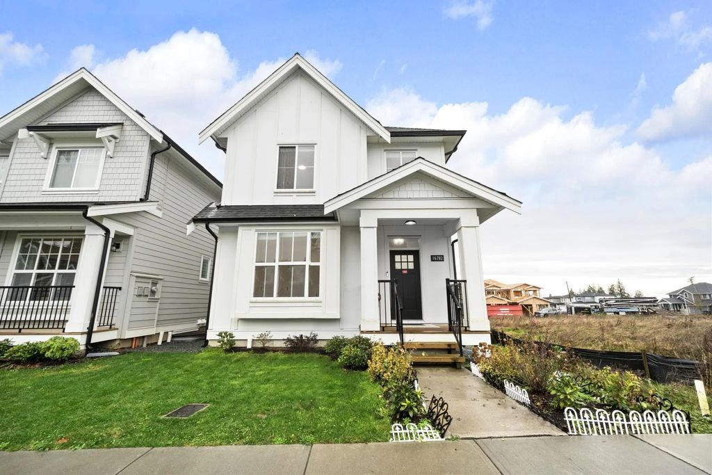 16782 21a Avenue, Surrey