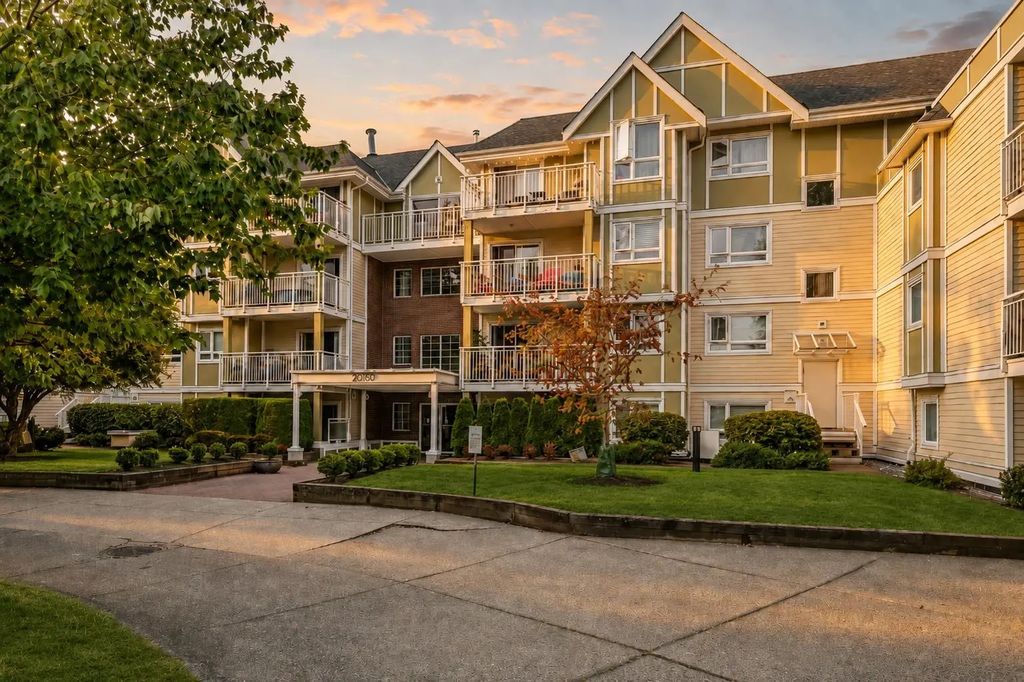 20189 54 Avenue 108, Langley