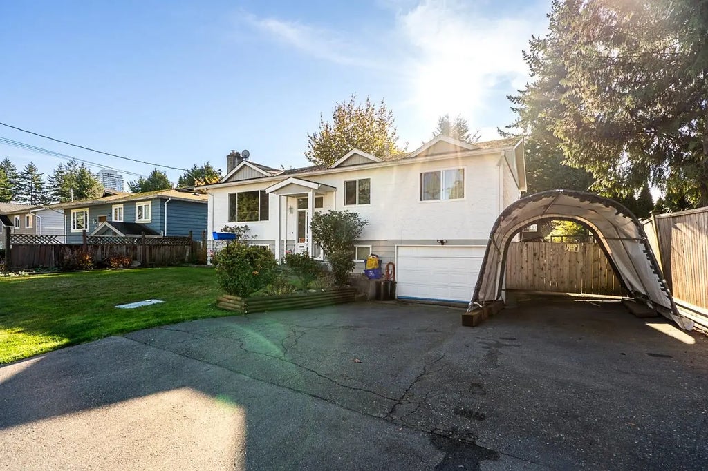 11656 81a Avenue, Delta