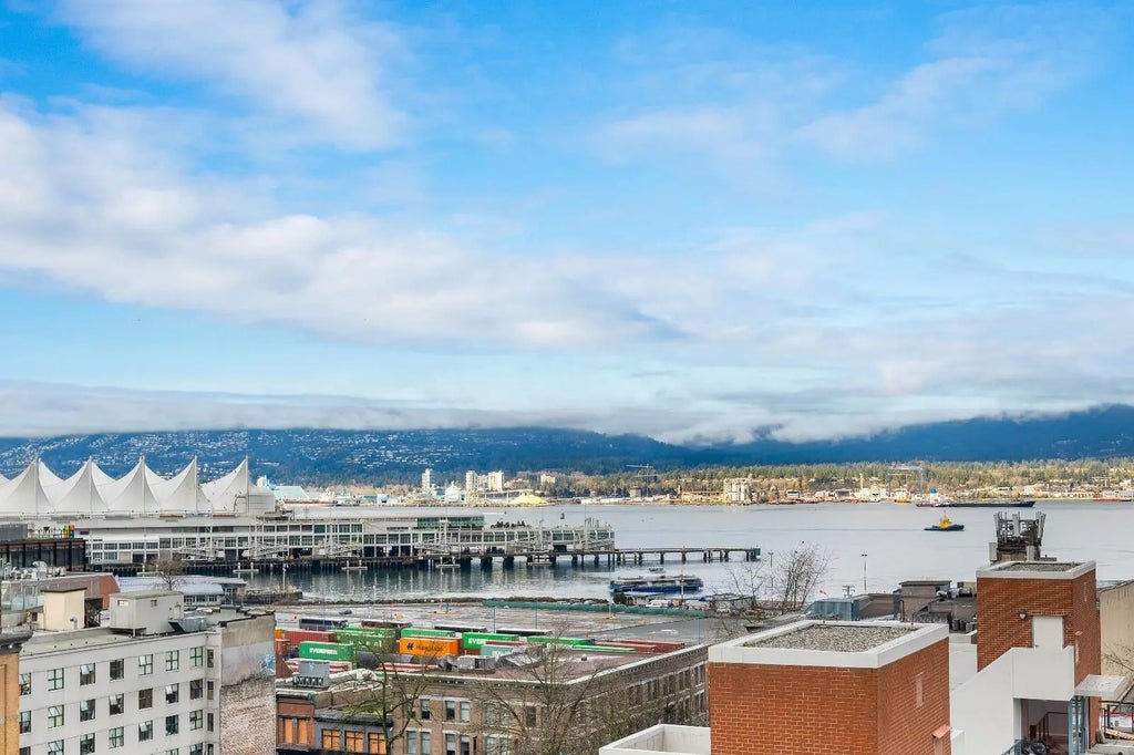 66 W Cordova Street 1011, Vancouver