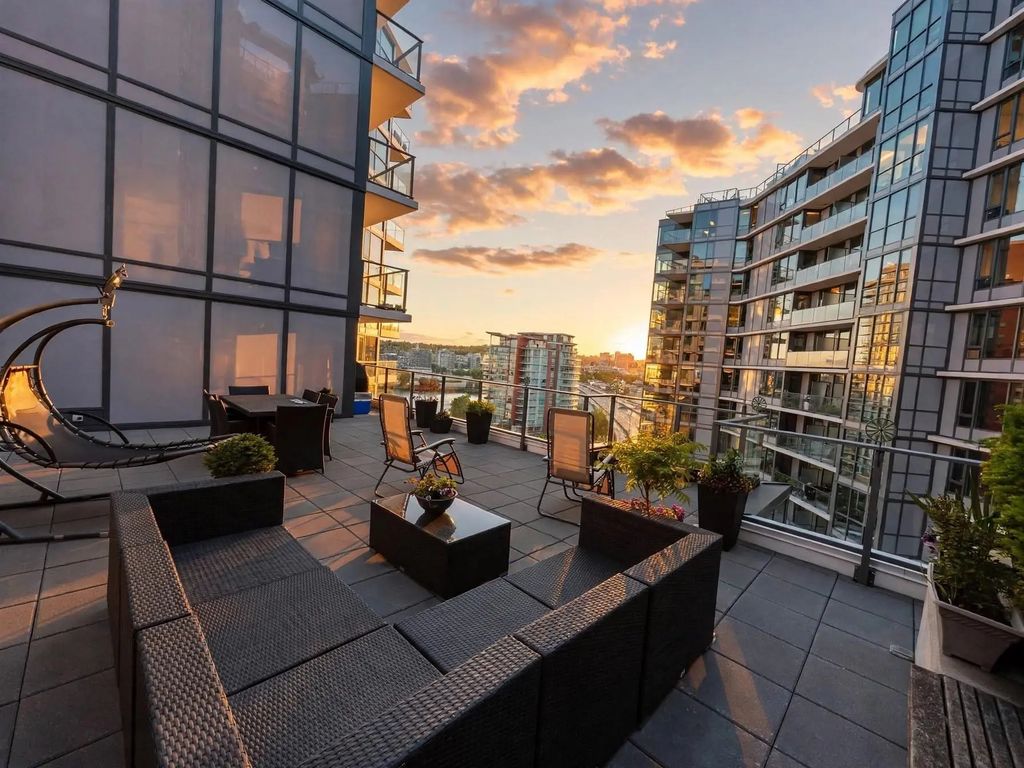 38 Smithe Street 1251, Vancouver