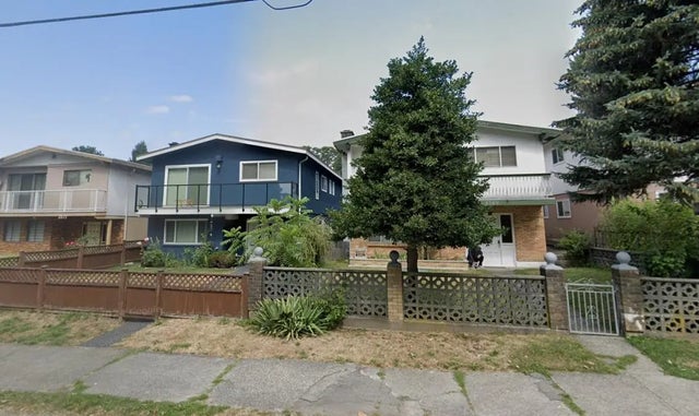 3589 Adanac Street, Vancouver