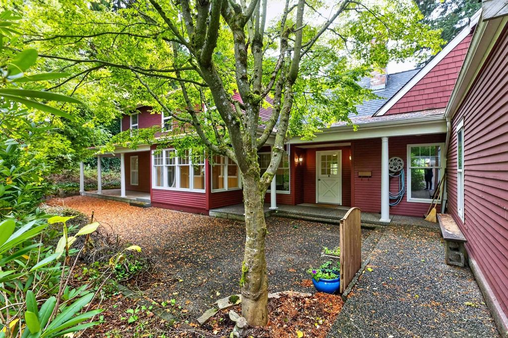 2555 128 Street, Surrey
