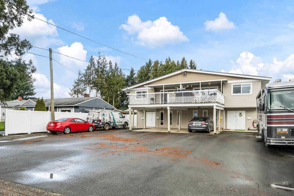 46479 Brooks Avenue, Chilliwack