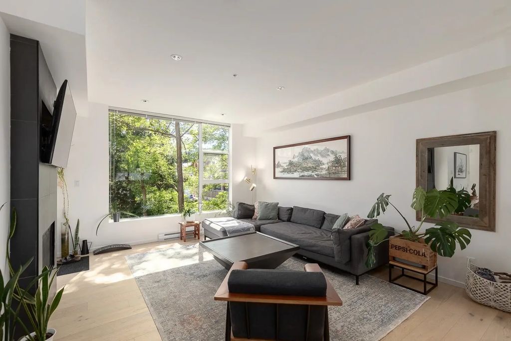 38447 Buckley Avenue 3, Squamish