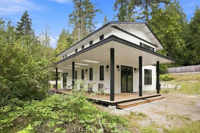 1535 Margaret Road, Roberts Creek