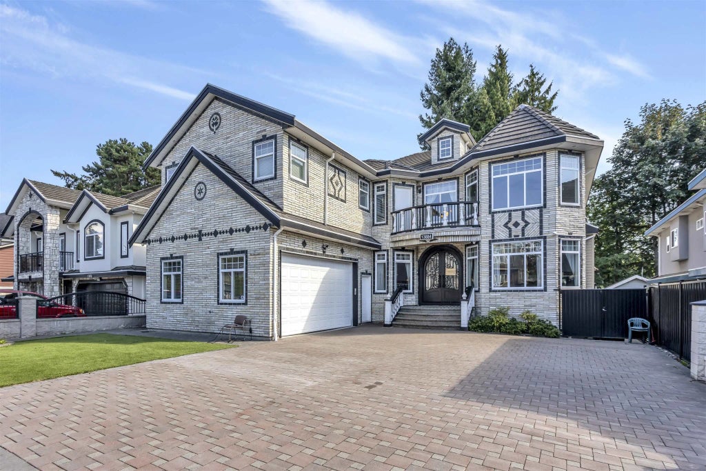 13884 89a Avenue, Surrey