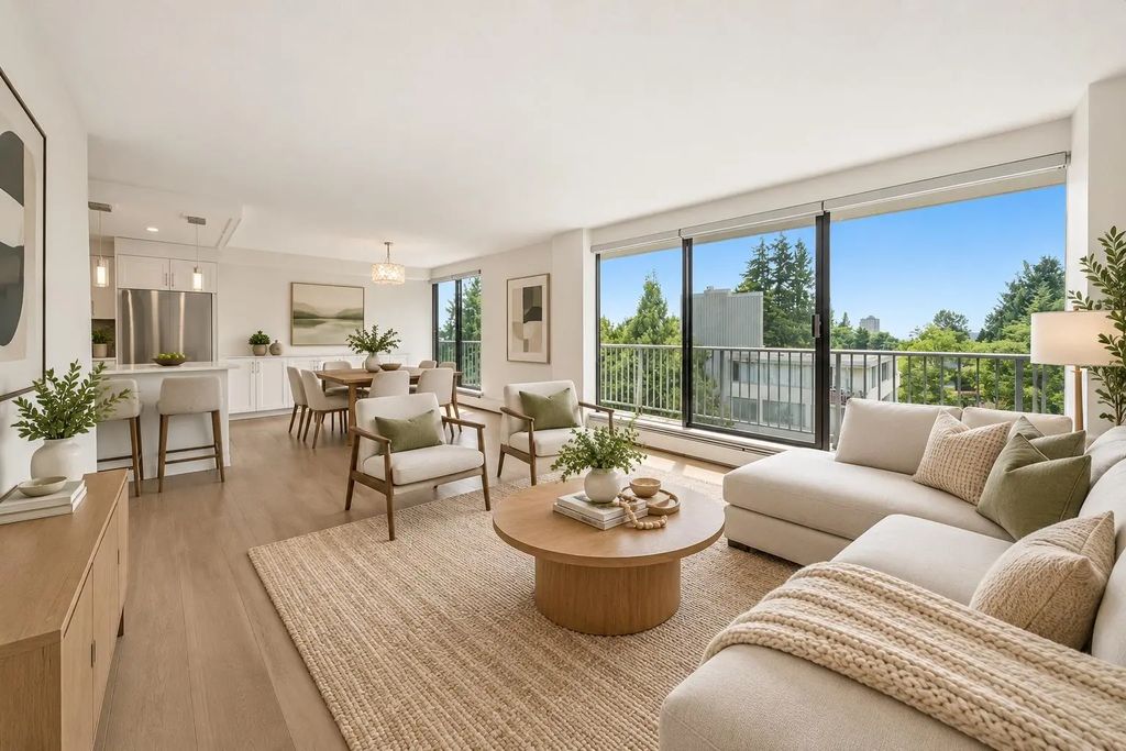 1745 Esquimalt Avenue 802, West Vancouver