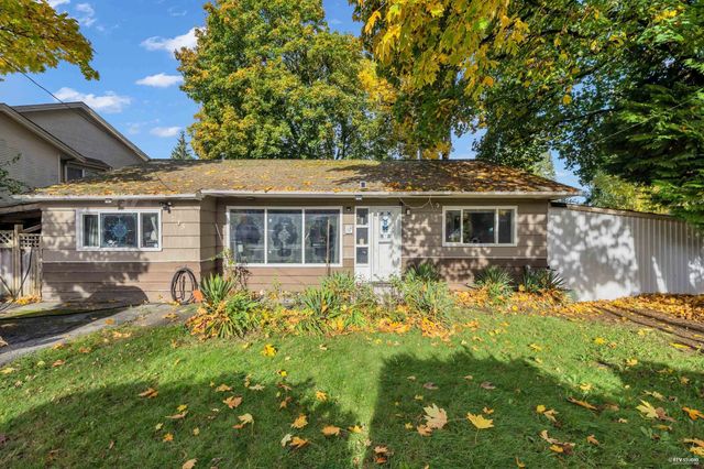 735 Lea Avenue, Coquitlam