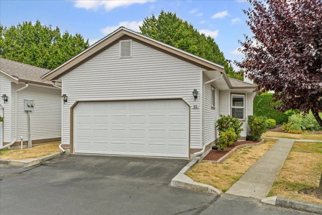 27435 29a Avenue 55, Langley