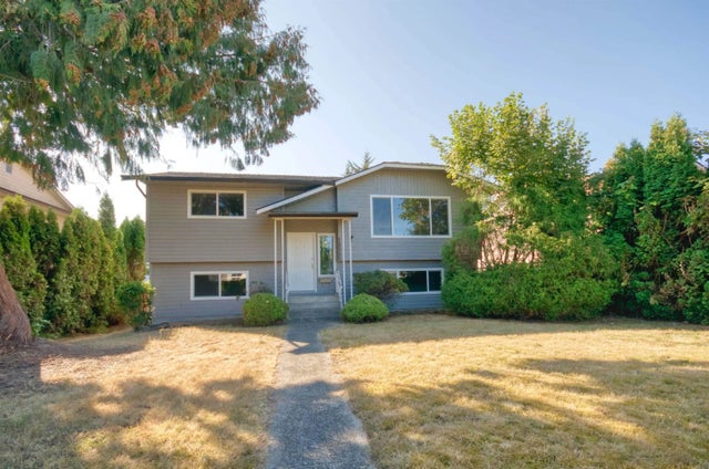 15556 100 Avenue, Surrey