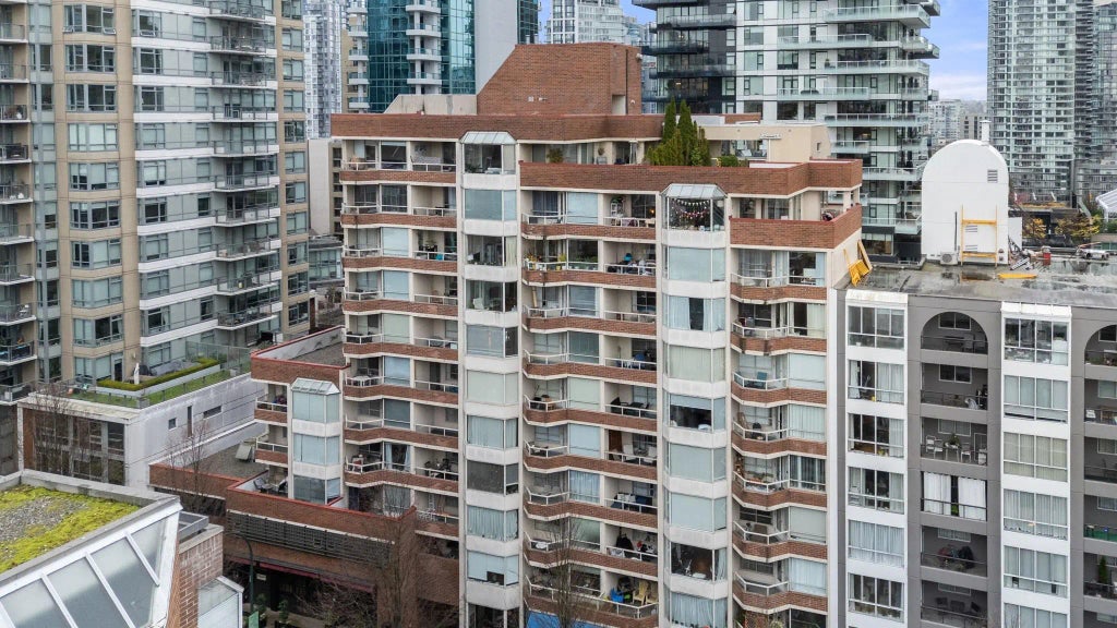 1330 Hornby Street 307, Vancouver