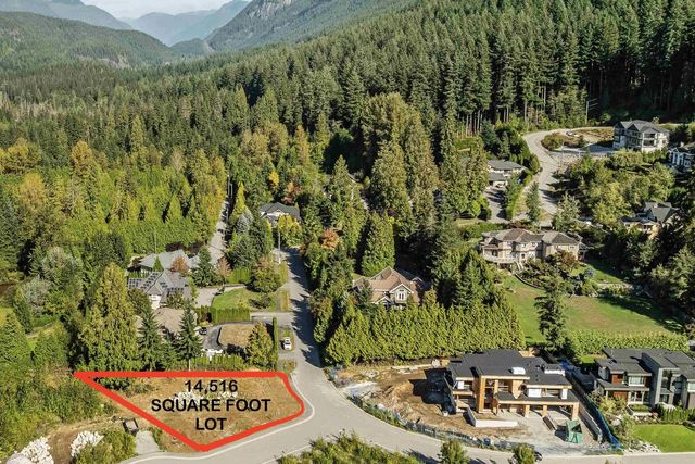 3132 Chestnut Court, Port Moody