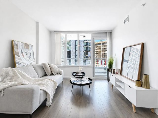 3328 Carscallen Road 805, Richmond