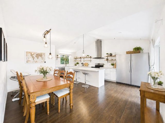 2575 Ashurst Avenue, Coquitlam