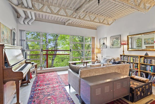 350 E 2nd Avenue 424, Vancouver