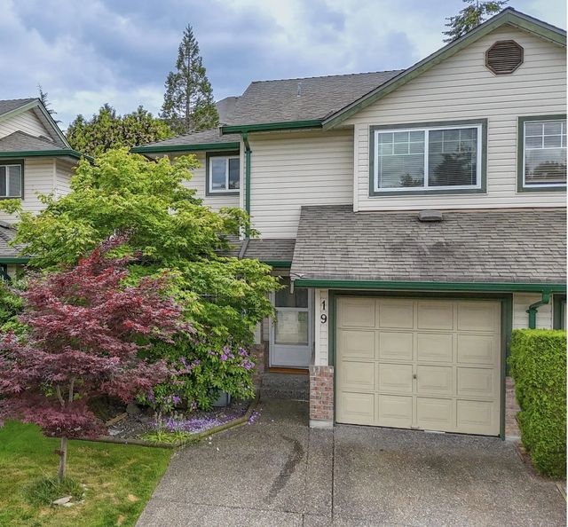 8863 216 Street 19, Langley