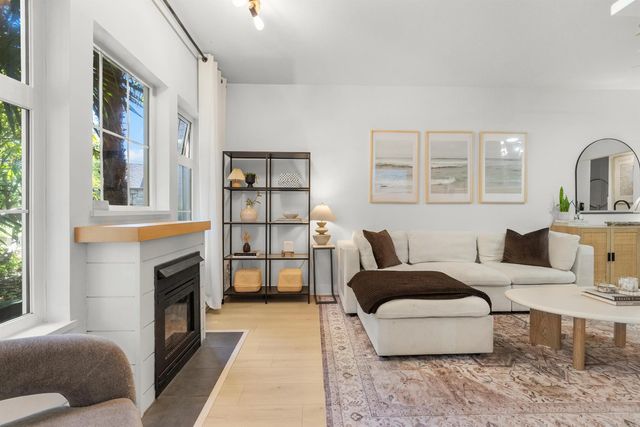 1369 56 Street 109, Tsawwassen