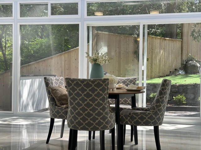 5791 Telegraph Trail, West Vancouver