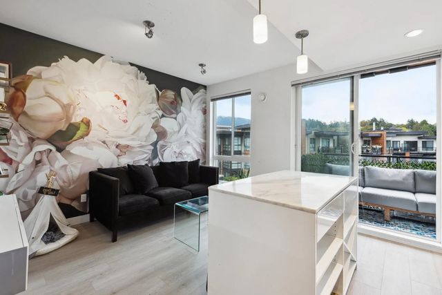 733 W 3rd Street 513, North Vancouver