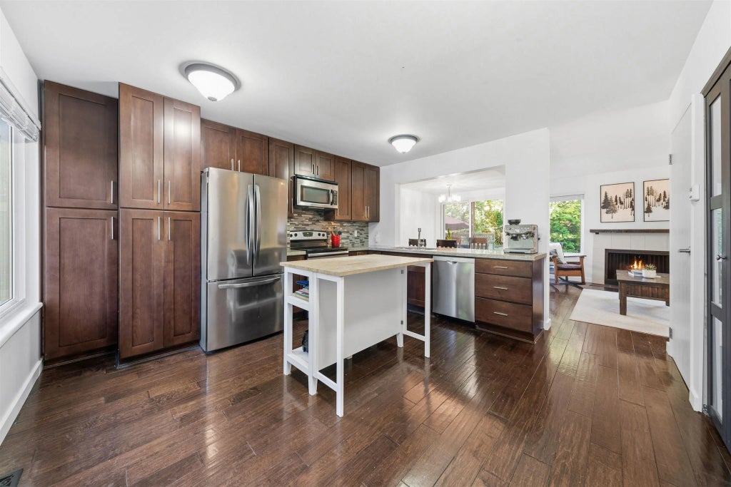 4742 Laurelwood Place, Burnaby