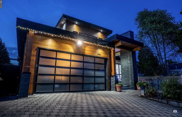15881 Buena Vista Avenue, White Rock