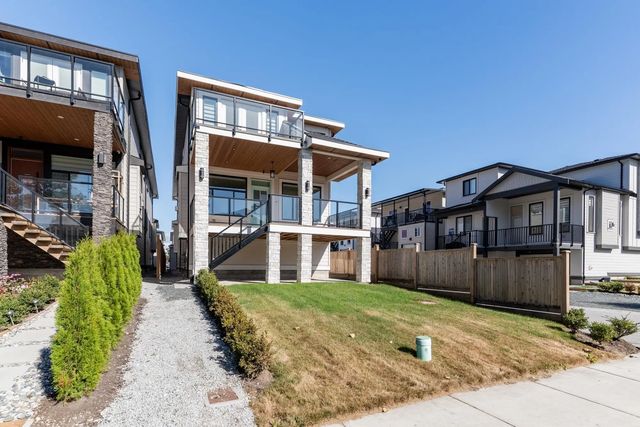 215 Mabel Street, New Westminster