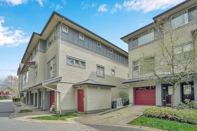 6033 168 Street 7, Surrey