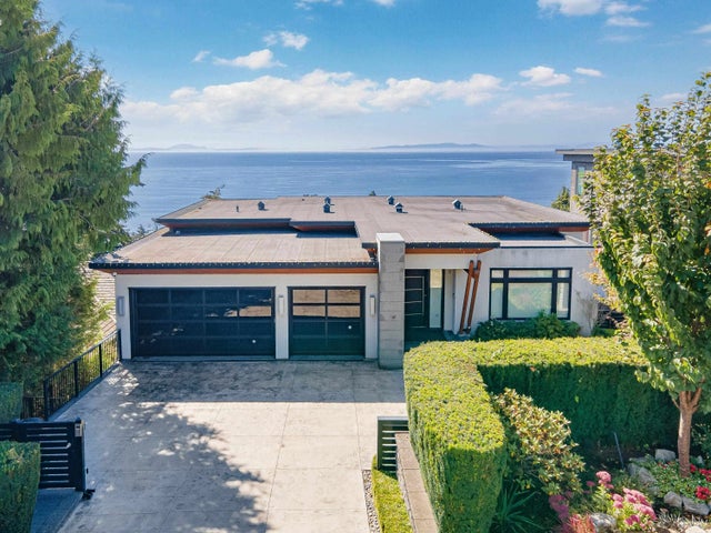 14442 Magdalen Avenue, White Rock