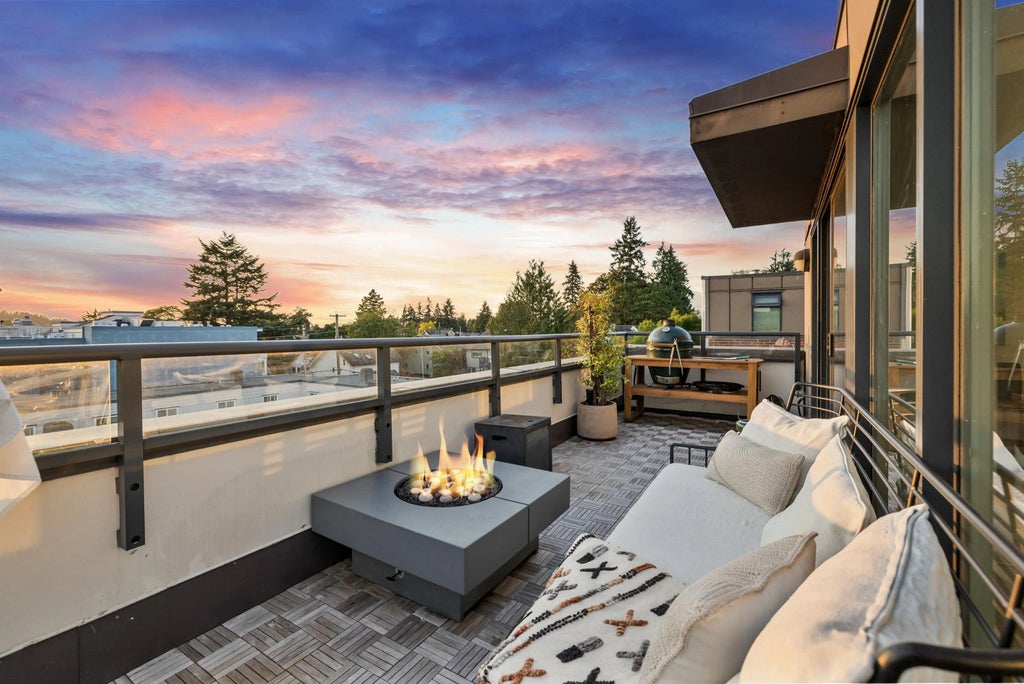 1961 Collingwood Street 211, Vancouver