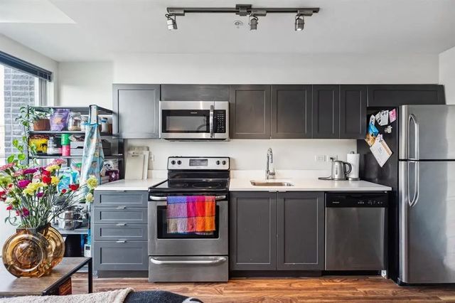 2511 Quebec Street 213, Vancouver