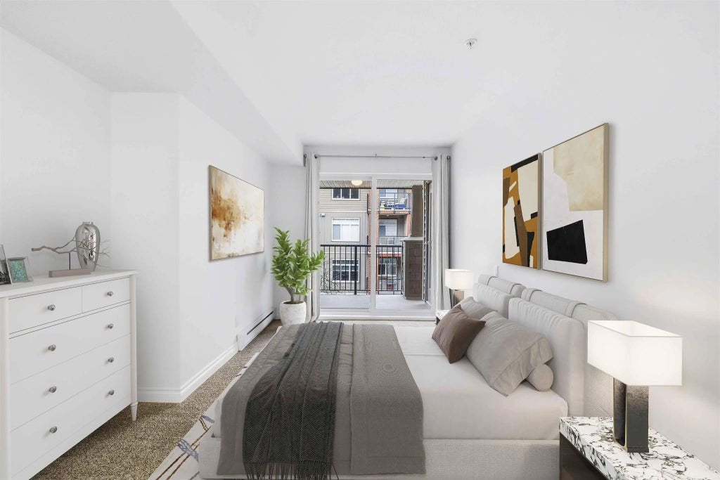 5488 198 Street 301, Langley