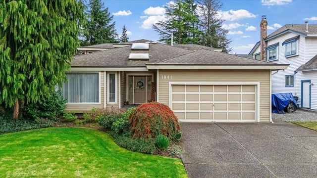 1841 Walnut Crescent, Coquitlam