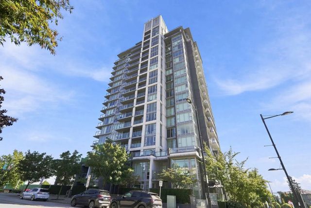 958 Ridgeway Avenue 905, Coquitlam
