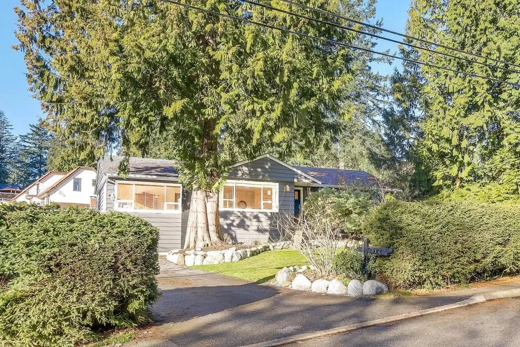 3129 Princess Avenue, North Vancouver