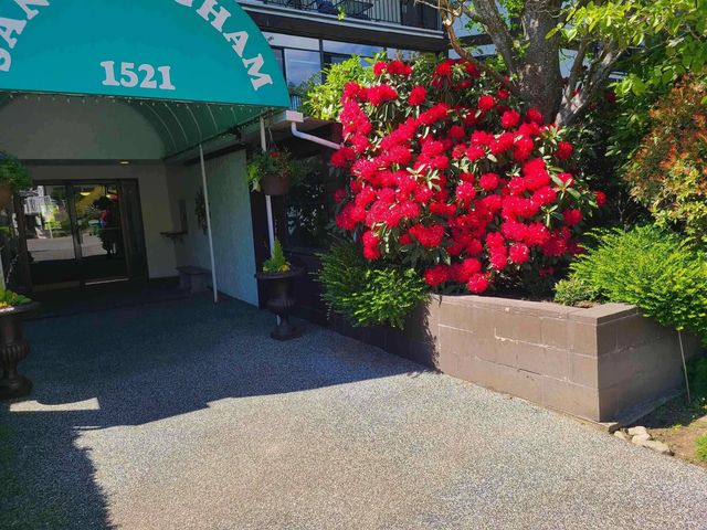1521 Blackwood Street 111, White Rock